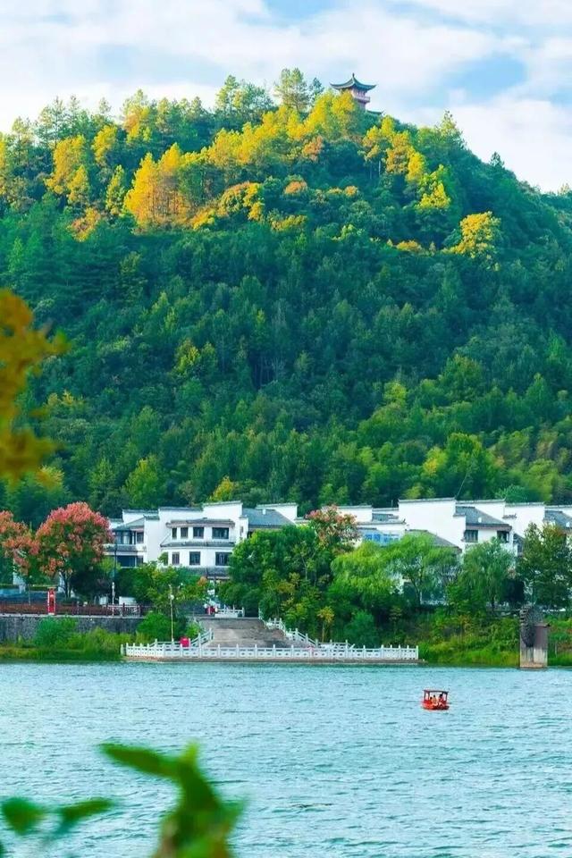 德兴入选中国体育旅游精品项目！快来打卡“铁人”同款赛道，畅游湖光山色！