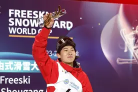 带病比赛出现失误，苏翊鸣拿下银牌图片