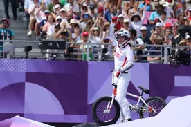 成都体育学院学子斩获巴黎奥运会四川首金图片