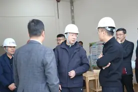 吉水县委书记肖梓才实地调研推进“七大战役”图片