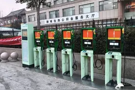 聊城公交集团新举措！钠能（二轮、三轮）电动车快速充电站试运营图片