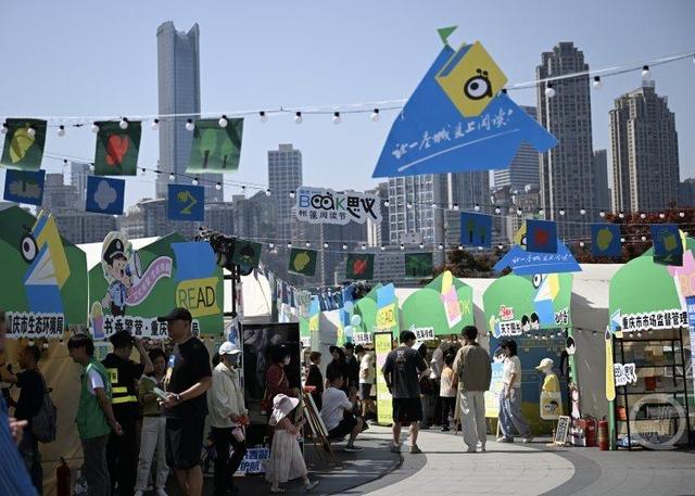 从书房走到户外，有读有听有玩……“春来正是读书天”在此刻具象化