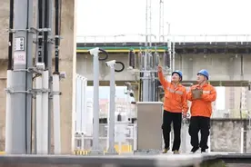 陈瑶：十二载芳华守护高铁“心脏”图片