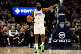 💡哈登得票情况：媒体得票为0！总分跟布克&福克斯打平图片