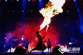 【高清组图】云南民族村：点燃火把节狂欢热情图片