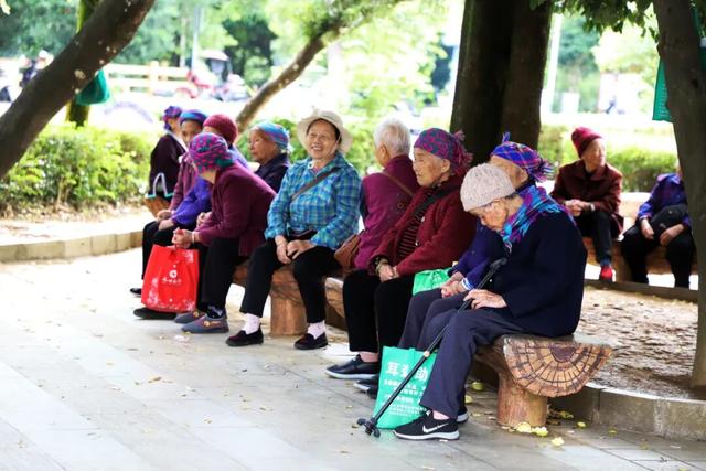 天气真好，一起出门透透气吧~