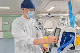 严一峰：我是一名男护士！图片