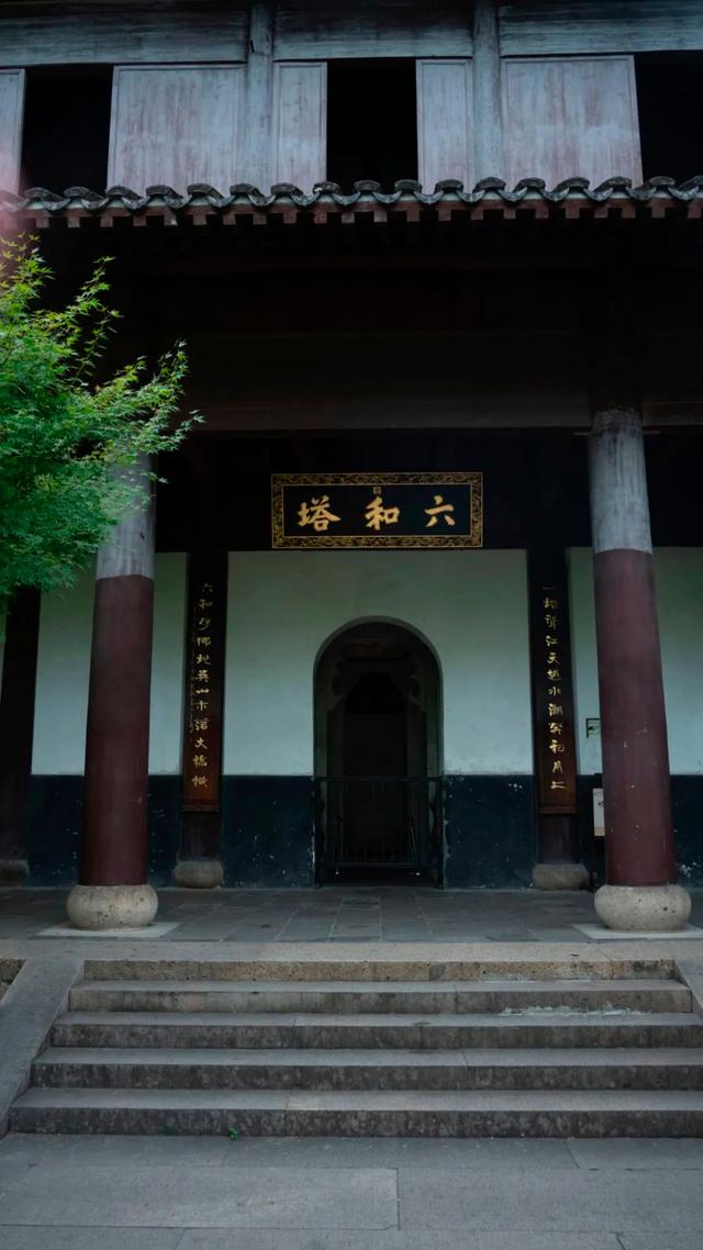 杭州一景区突然刷屏，不少人做出这动作！最新提醒