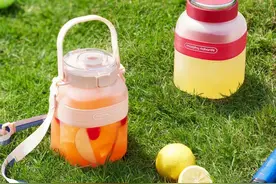 摩飞二代榨汁桶，轻松自制果汁饮品，不爱喝水也能大口吨吨图片