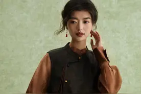 穿上身的“软黄金”！天嘉爱发布香云纱新品图片