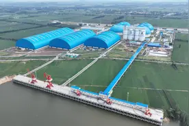 大运河通航最北端，2000吨级船舶通江达海图片