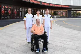 “好人”妈妈育“好苗”  ——安徽阜阳双胞胎姐妹获评全国新时代“好少年”图片