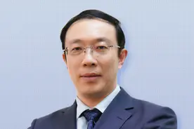 代表建议｜王焱：完善“失独再生养家庭”扶助政策，优化领养手续图片