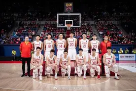 历史首次，中国男篮不敌日本队……图片