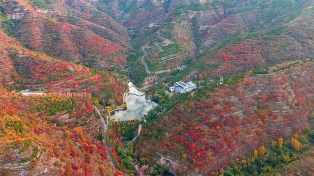 中秋国庆来畅玩山野！潭溪山秋色正在加载中，红叶大片先收藏→
