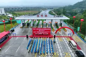 全线通车！这条高速公路经过浦北图片