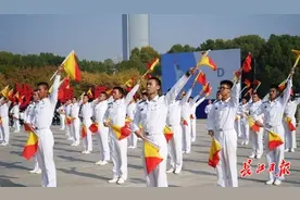 近千人参加海工大军营开放活动，近百位人民军队将军从这里走出图片