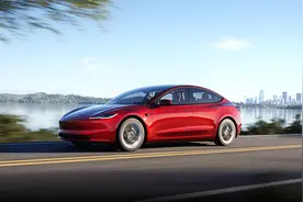 特斯拉新款Model 3正式发布，外观内饰设计升级，售价25.99万起图片