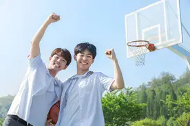 闪电心灵愈站 | 孩子被惯坏了怎么办？ 心理专家：“海沃塔聊天法”让孩子乐观阳光图片