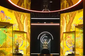 从8厘米的陶像，到10米高的机甲：武侯祠这场关公展不一般图片