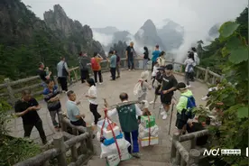 突破地形限制，解决运输难题，黄山风景区率先开辟无人机航线图片