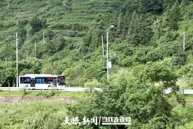 凯里：公交车进村 创新公共交通服务模式图片