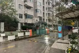 老人300万房产赠水果摊主，去世后亲戚反对！二审最新宣判！图片