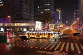 这辆电车，开往冬日的童话世界图片