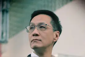 解读“晋江式演技”成热点，冯远征敢说出口一滴水 心中实存有江河图片