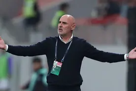 纸糊的防线？客场惨败无力回天 海港亚冠出局图片