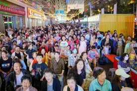 西宁火车站商圈新增一处打卡地图片