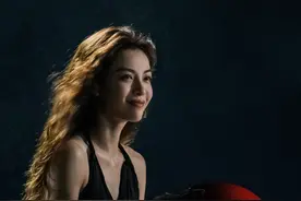 澳门“好吃好看又好玩”！钟楚曦领衔《灿烂的风和海》开播图片