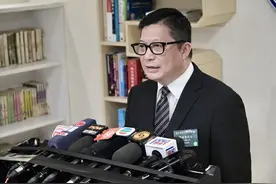 港媒：邓炳强谴责有人对江旻憓人身攻击，斥攻击者“不想香港好”图片