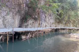 崇阳板坑小九寨景区正在加紧升级改造图片