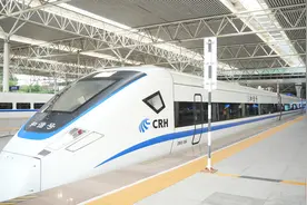 记者体验成都到北京动卧列车：软卧车厢为4人间，有夜宵服务图片