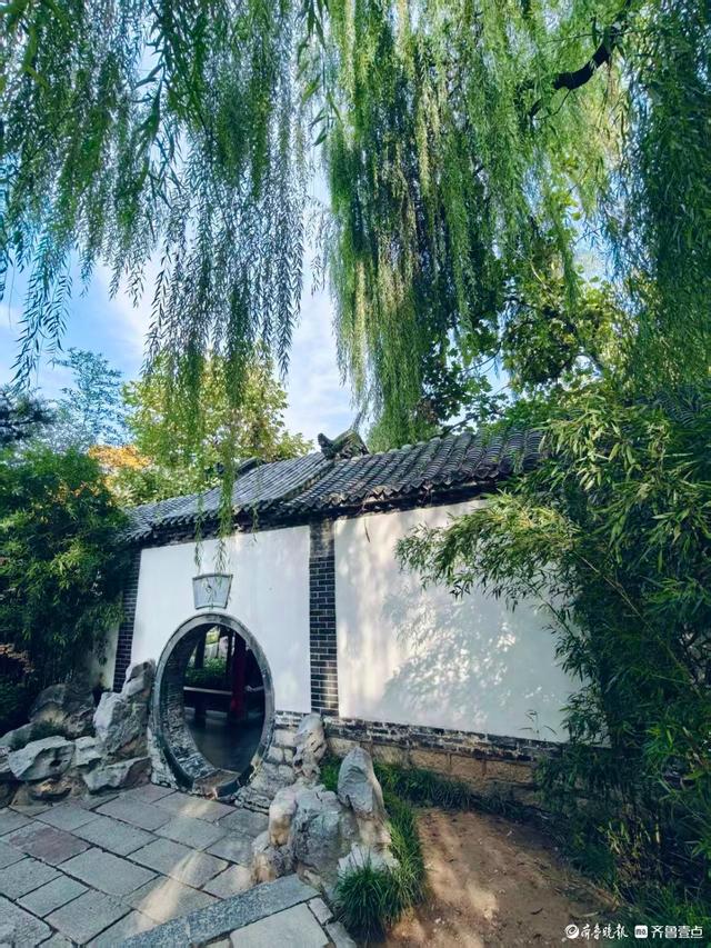 晴朗的秋天，必逛大明湖