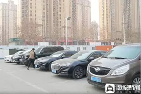 2025·回家的方向丨租车回家过年从“小众”变“大众”，日租金千元豪车“一车难求”图片