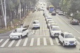 小切口撬动大变化：青浦公安交通优化见成效丨守护安全图片