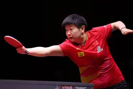 孙颖莎4比0战胜伊藤美诚晋级决赛，国乒提前锁定女单冠军图片