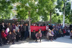 岱岳区祝阳镇井家洼村乡村周末大集启幕图片