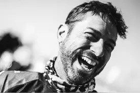 关注｜达喀尔拉力赛连年发生死亡事故 西班牙车手卡尔斯伤势过重去世图片