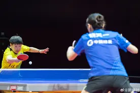 孙颖莎独得两分但队友失利，山东鲁能队乒超女团夺冠图片