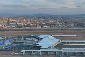 丝路枢纽“扩容”，乌鲁木齐天山国际机场启用新航站楼图片