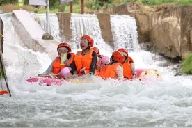 美好生活在云南｜游客师宗大峡谷漂流中乐享五一假图片
