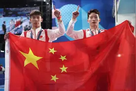 炫夏巴黎|“龙王”组合跳水男子双人三米板惊险夺冠图片