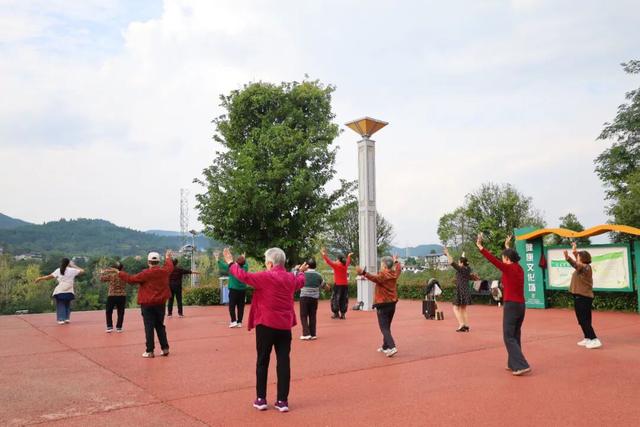 藏在西充城里的“芙蓉秘境”！千余亩美景承包你的秋日浪漫