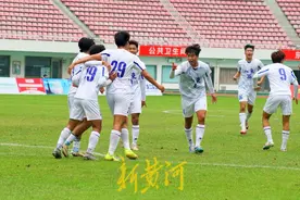 山东男足问鼎三大球运动会，续写齐鲁足坛荣耀与传承！图片