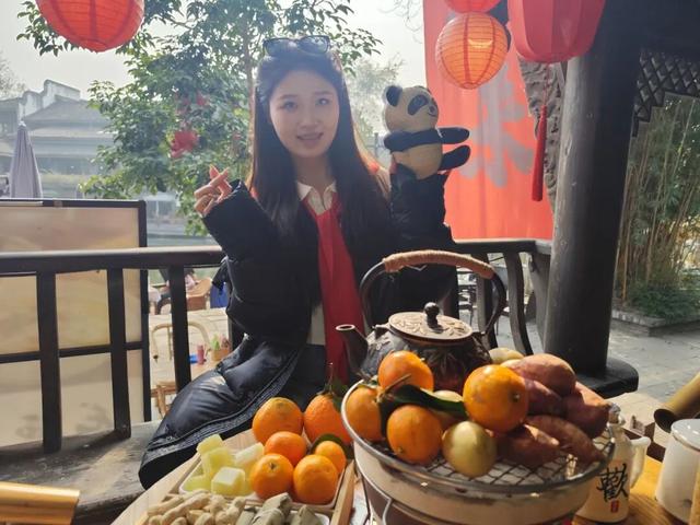 速抢！非遗大师亲授“左手剪影”，品茶观景，周日仅此一场！