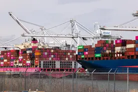 和评理 | 草率短视的“停泊费”，岂能重振美国造船业？图片