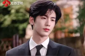 为《爱你》学中医！张凌赫：想挑战没演过的角色图片